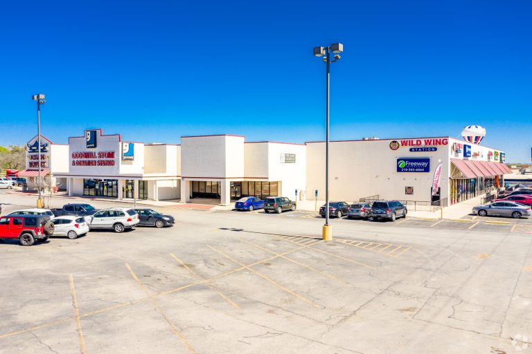 1533 Austin Highway